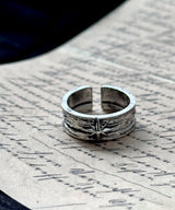 Dark vintage bold Ring