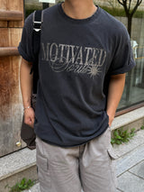 モチベーティド半袖Tシャツ