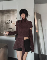 Pony Incision Wrap Knit Turtleneck