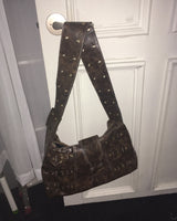 Verum Vintage Leather Wide Strap Buckle Crossbag