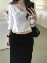 V-Neck Punching Lace T-Shirt (2 colors)