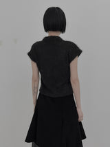 Anti-Fur Half-Pola Short-Sleeve Knit