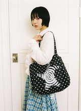 Twister Star Tote Bag - Dot Black