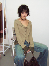 長袖ニッティドTシャツウィズベルスリーブアンドレトロスタイルパッチワークデザイン
