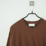 layer button knit
