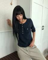 Naan Two-Pocket 7-Sleeve T-Shirt