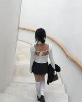 Muffler v neck T