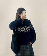 Eve High Quality Nordic Snowflake Round Knit