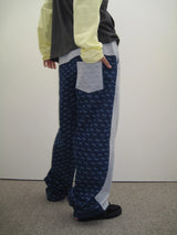 Denim Contrast Lettering Sweatpants (2 Colors)