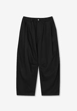 AND Pin-tuck Balloon Pants