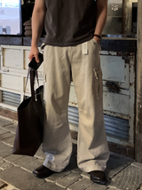 Look No-Mace Two-Button Field Cargo Wide Pants