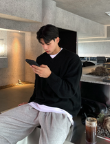 Urban Lambs Wool Overfit V-Neck Knit