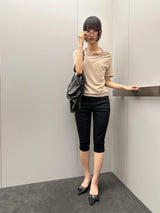 Shy Black Denim Capri Pants