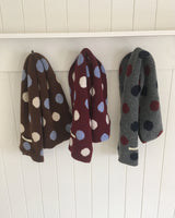 Chiin Contrast Dot Muffler