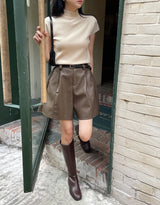 ラブル レザー ピンタック バンディング ハーフ パンツ