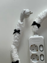 Fuzzy multi-tap_Ribbon_White (Black)