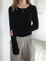 End U Neck Eyelet Studded Crop Tee (6c)