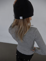 CROSS STUDDED BEANIE / BLACK