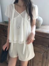 Bonjour tie blouse