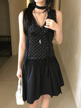 French Dot V-Neck Sleeveless Blouse
