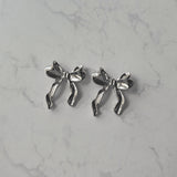 [ILLIT イロハ, NMIXX へウォン Piercing] バレリーナリボンピアス - Silver