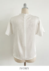 Raz Half-Neck Satin Pleats Blouse (Belt set)