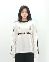 PEANUT STAIN - 4ストライプ アーム アイボリー ボクシー長袖 Tシャツ