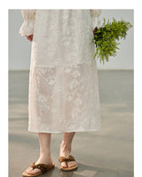 Lace embroidered slit straight skirt
