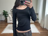 slim stripe u neck tee