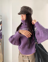 パープルスノータートルネッククロップドニットウェア