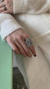 Bold silver line ball tassel ring