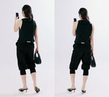 High neck sleeveless top [BLACK]