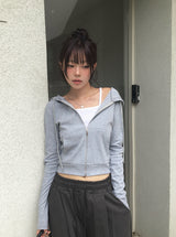 ガゼル スリムフィット クロップ フード ジップアップ