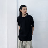 Minimalist Raglan Curve Tee