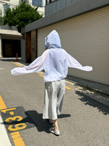 スターフリルウィンドブレーカー