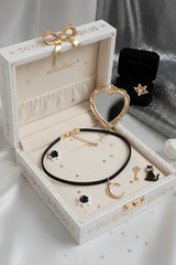  Crescent Moon Choker - Gold Color (Penthouse3 Hanjihyun, LOONA Yves Choker)