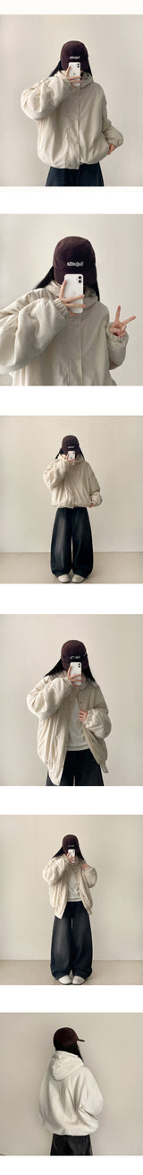 May Baguette Embroidered Lettering Fleece Campcap