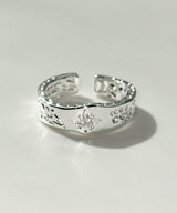 White Star cubic Ring