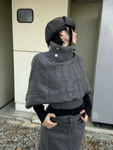 Amangte cape knit