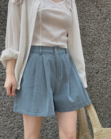 Ossie pintuck denim short pants