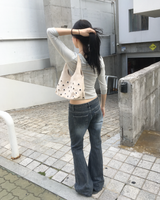 ローライズ グレー ウォッシング ブーツカット パンツ