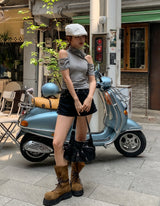 Wrinkle Side Rivet Shorts