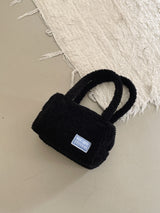 Handy pouch (furry black)