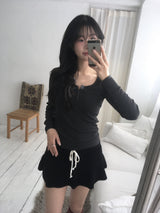 Loose button t