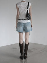 Out-pocket denim shorts