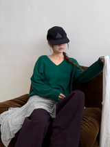 v neck loose knit top