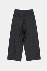 アッドピンタックストライプデニムパンツ