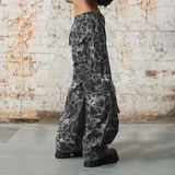 RELABEL 24SS マルチポケットプリーツクロップドパンツ ヒョウ柄シルエット テーパードレッグ