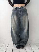Wide volume jeans