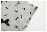 Bow Print V-Neck Slim Fit Tee